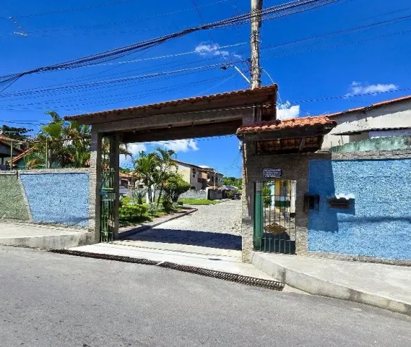 2 CASAS A VENDA 