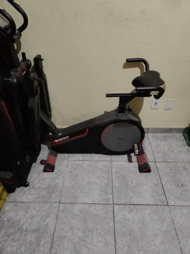 Esteira e bicicleta elíptico