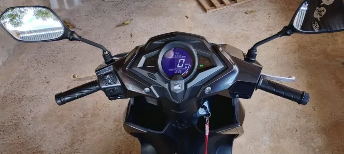 VENDE-SE MOTO HONDA ELITE 125 UNICO DONO *Oportunidade única* Documento entregue em dia!