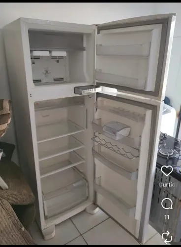 Vendo geladeira 100