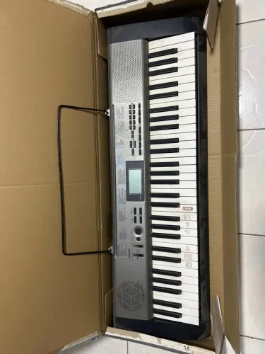 TECLADO ELETRÔNICO CASIO CTK-1300 | VALOR NEGOCIÁVEL