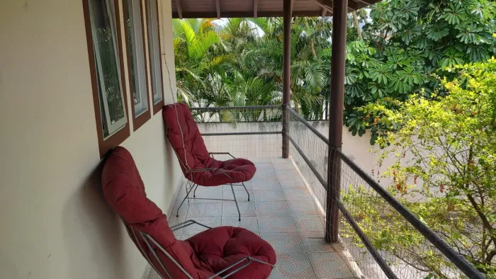 Alugo casa anual na praia dos Açores 
