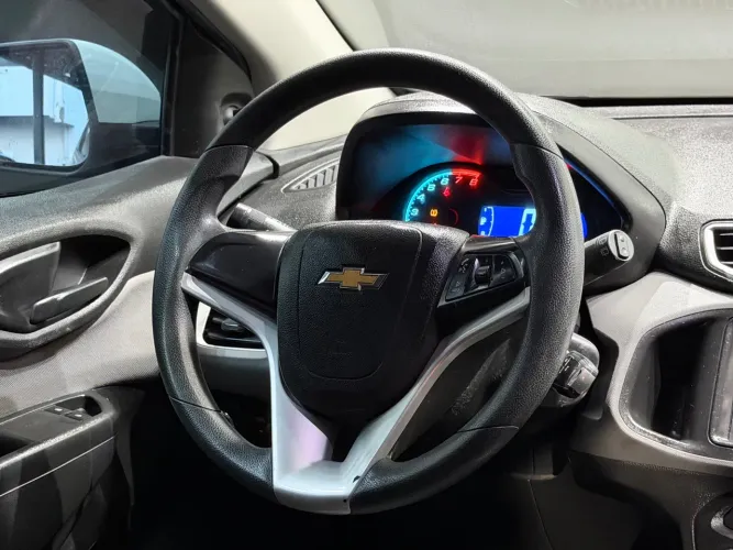 Chevrolet Onix Hatch LT 1.4 8V Flex Power Mec. 4P 2018