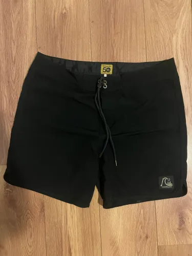 Bermuda Quiksilver TAM 48 Original novinha 