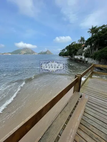 SÃO FRANCISCO I NITERÓI I MARAVILHOSA CASA I PRAIA PARTICULAR I 4 QTOS I 5 BANHS I 3 VGS!