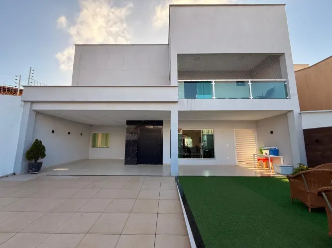 CASA ALTO PADRÃO NO COHAJAP | 450m² | NASCENTE | PISCINA | ENERGIA SOLAR