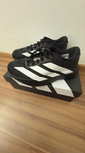 Tênis Adidas Adizero Evo