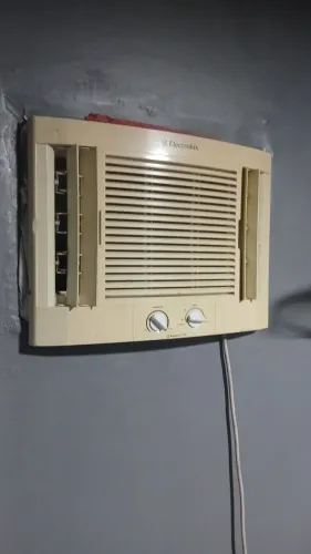 Ar-Condicionado eletrolux 110V