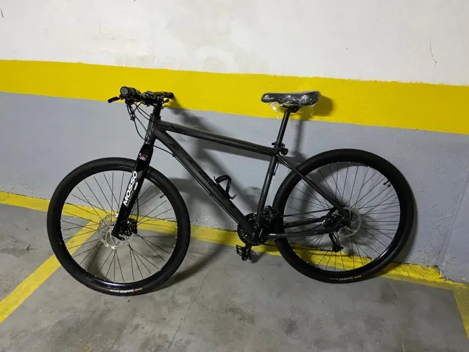Bicicleta MTB 29 First Shimano Altus 24v
