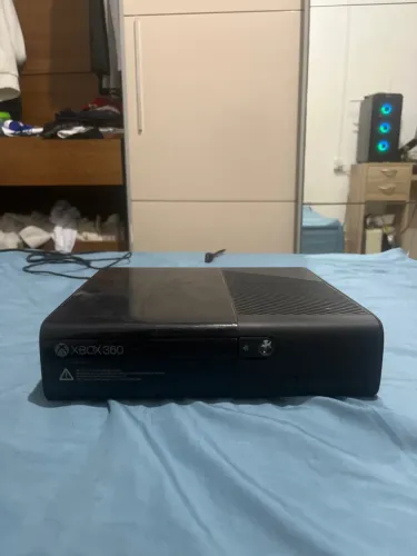 Xbox 360 Super Slim - Pra sair rápido!