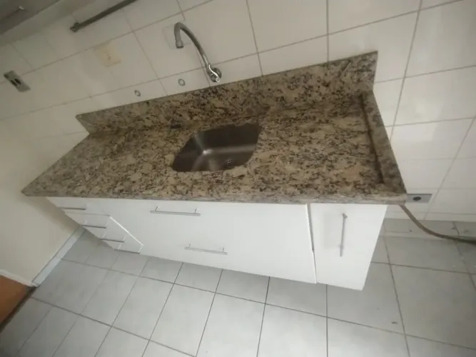Guarda roupa Box de banheiro pia com gabinete de cozinha