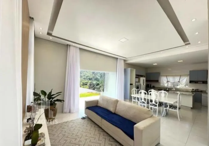 RR9631 Chácara 200m² CONDOMÍNIO BARCELONA - OPORTUNIDADE - 4 Suítes 2 Vagas - Mairinque, S