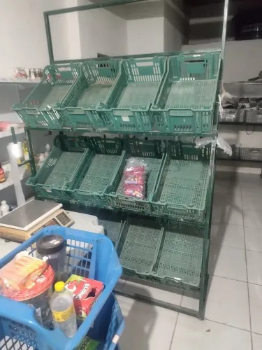 Vasca de verduras e frutas