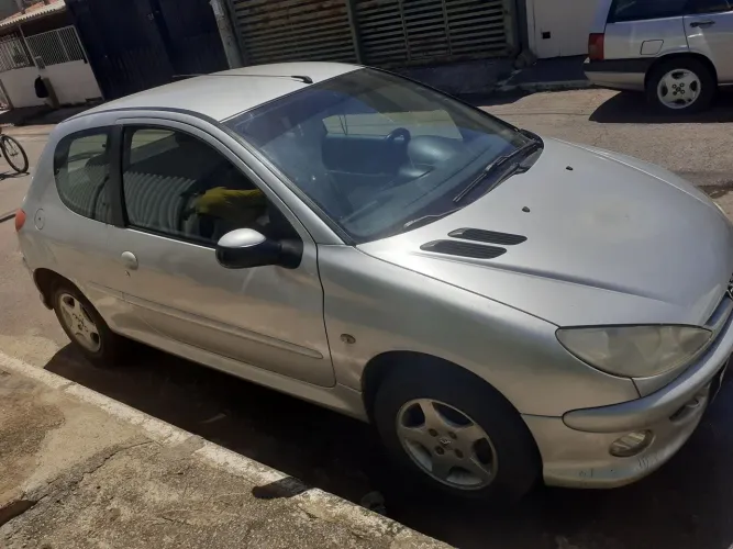 Peugeot 206 Presence 1.4/ 1.4 Flex 8V 3P 2008