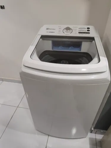 Máquina de lavar roupa Eletrolux