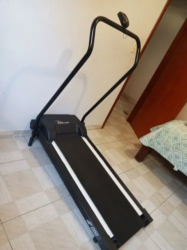 Esteira manual