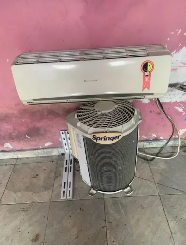 Ar condicionado springer 12mil btus gás recolhido