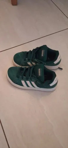 Tenis Adidas Infantil nr.29