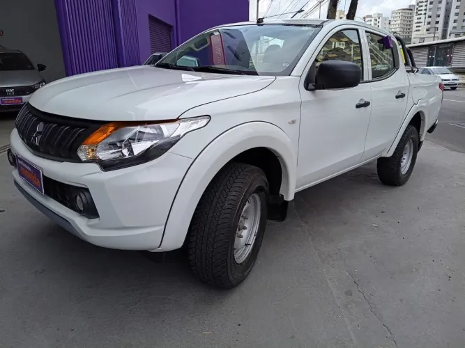 Mitsubishi L200 Triton Sport GLS 2.4 CD Diesel Aut. 2024
