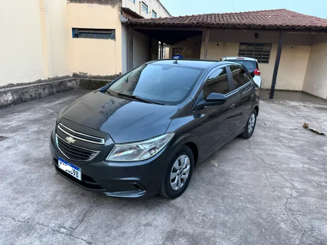Chevrolet Onix JOY Hatch 1.0 8V Flex Mec. 4P 2018