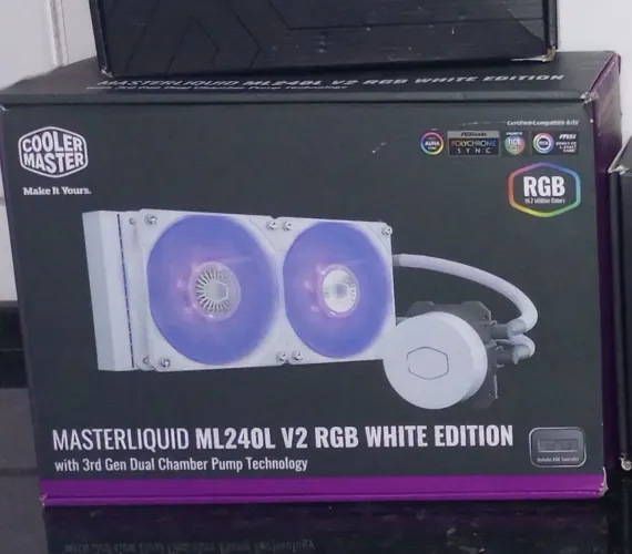 Water Cooler - Cooler master RGB