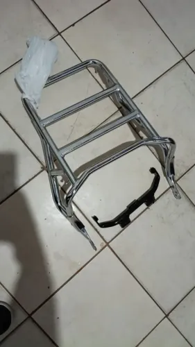 Vende se peças da 160 cargo novo sem uso.