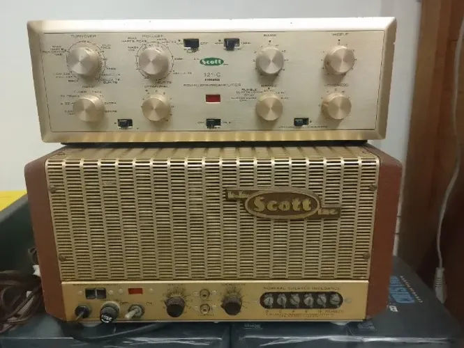 Scott Valvulado amplificador 240 + pré 121