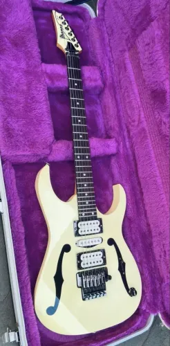 Ibanez PGM 30 Japan + Case