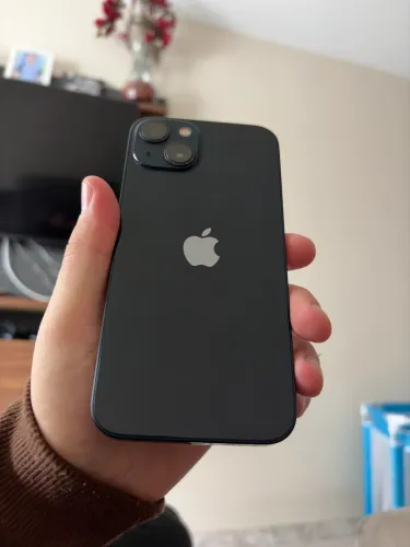 iPhone 13 - 128GB