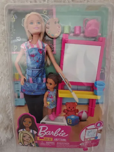 Barbie Professora