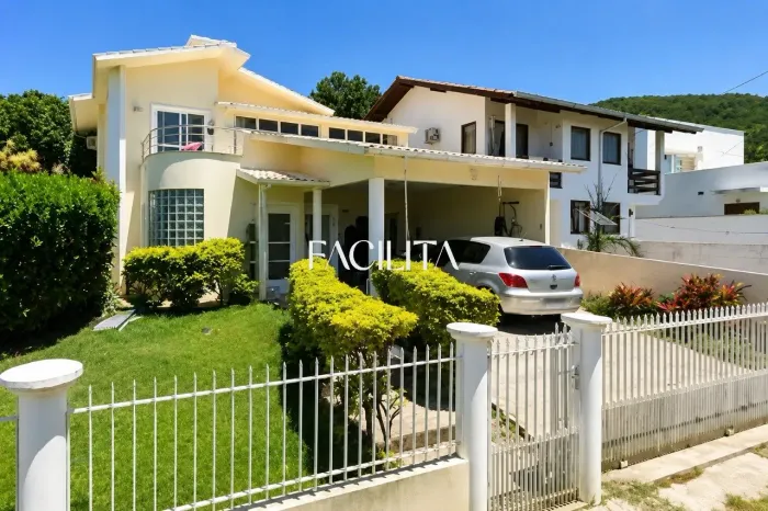 Casa com 3 quartos no bairro Campeche, Florianópolis.