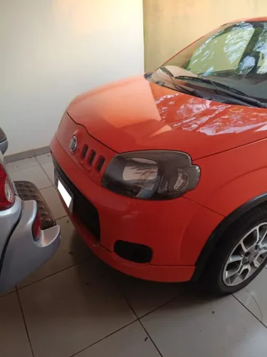 Fiat Uno Sporting 1.4 EVO Fire Flex 8V 4P 2012