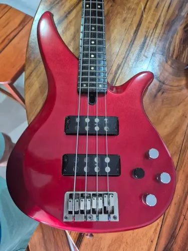 Contrabaixo Yamaha RBX374 4 Cordas