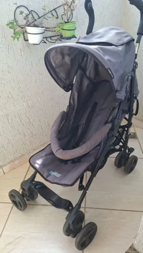 Carrinho de Bebê Burigotto