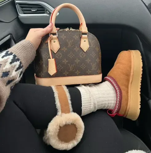 Bolsa Louis Vuitton ALMA BB