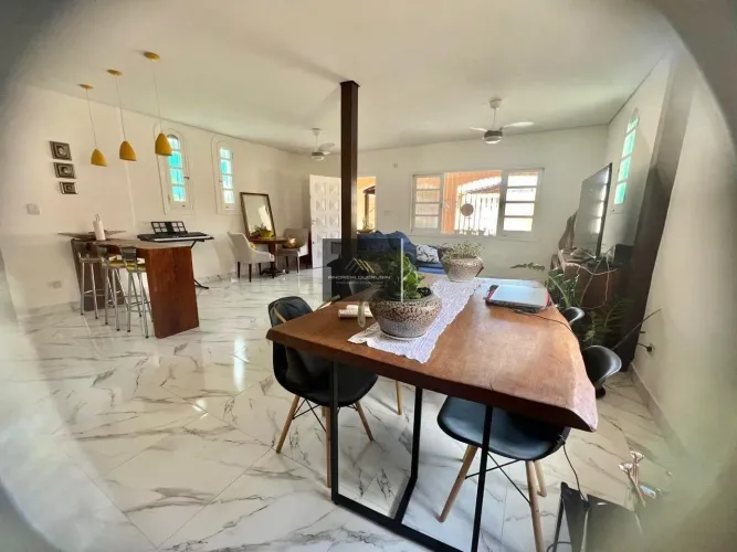 Casa para Locação em Ubatuba, Itaguá, 4 dormitórios, 3 suítes, 4 banheiros, 1 vaga