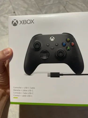 Vende-se controle Xbox Bluetooth (+cabo)