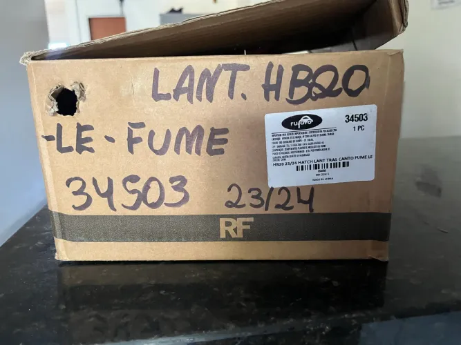 Lanterna traseira HB20 67120412com led Fume 