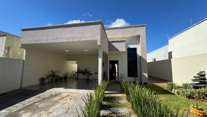 Casa Térrea Moderna e Completa: Seu Refúgio no Residencial Ravena 3 Quartos (1 Suíte) + O