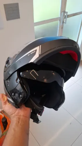 CAPACETE ROBOCOPE PEELS