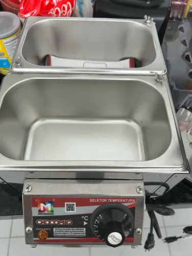 Derreteria de chocolate.