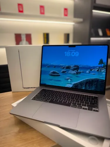 Macbook Air M2 256Gb 8Gb 15" Garantia