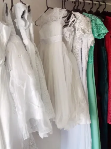 Liquidação roupas de casamento