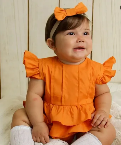 Roupas de bebê semi novas