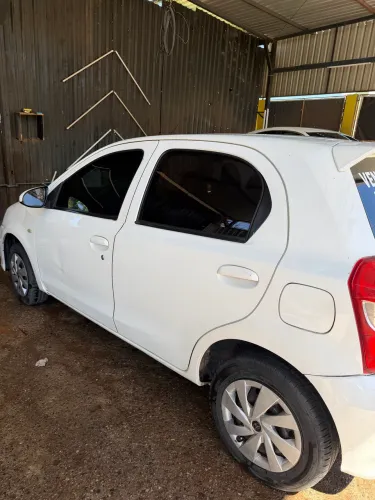 Toyota Etios X 1.3 Flex 16V 5P Mec. 2018