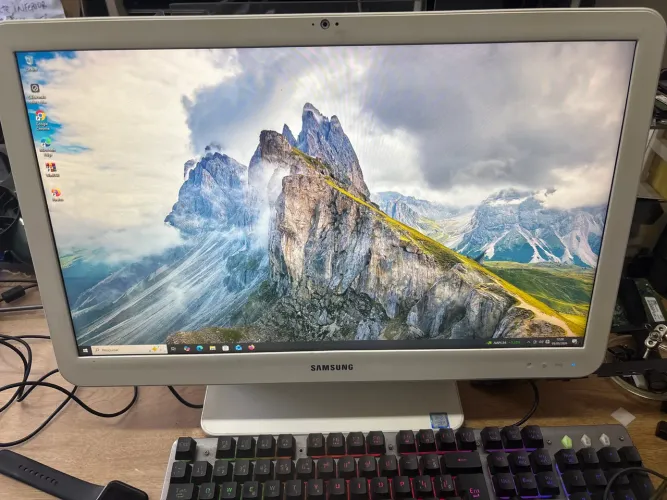 All in one Samsung i3 500 gb 