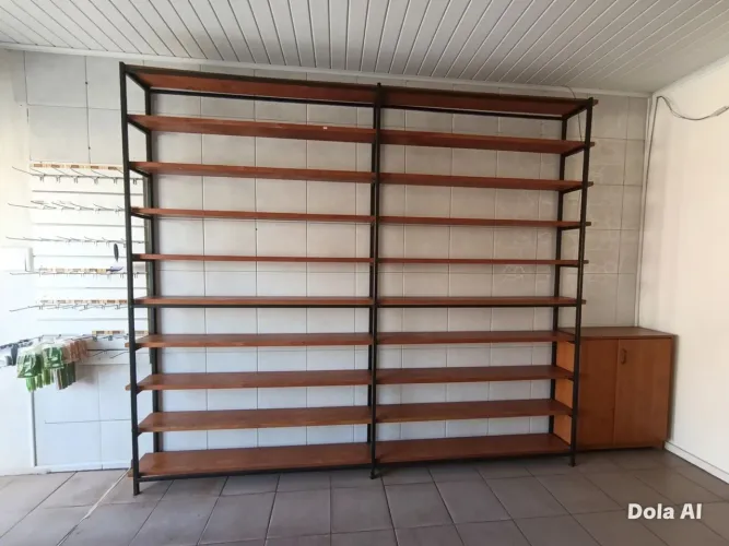 Vendo prateleira de madeira