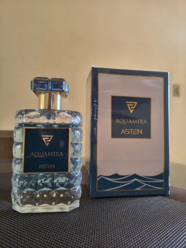 Perfume Árabe Aquamira.