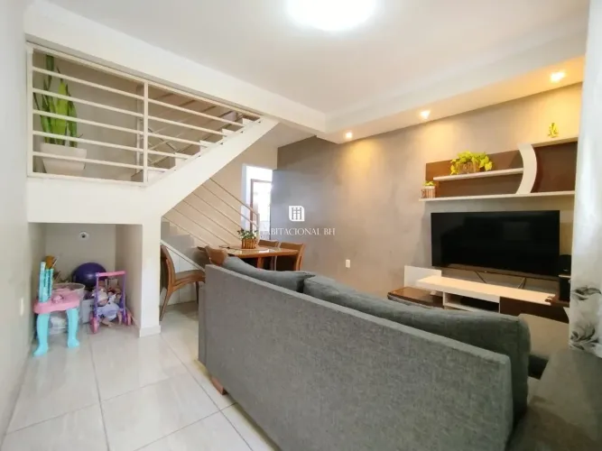Casa para Venda em Belo Horizonte, Jaqueline, 2 dormitórios, 2 banheiros, 1 vaga