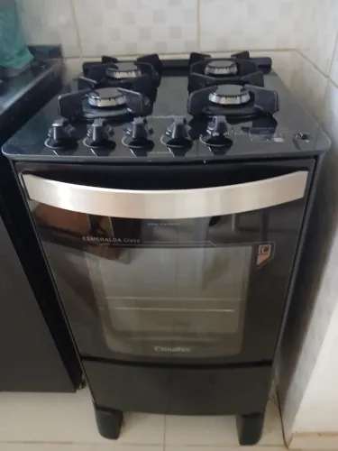 Fogão 4 bocas com grill e acendimento automático 
